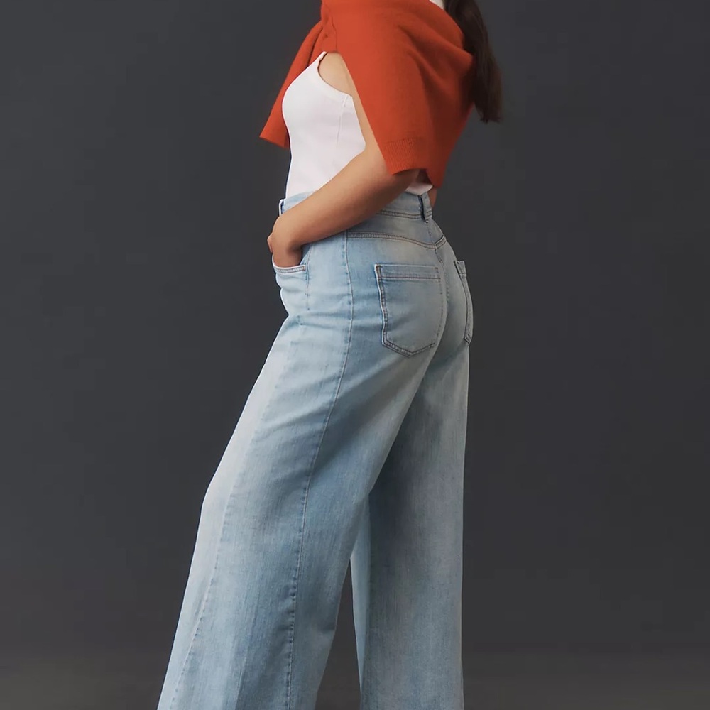 Anthropologie Pilcro Light Denim Flare Jeans